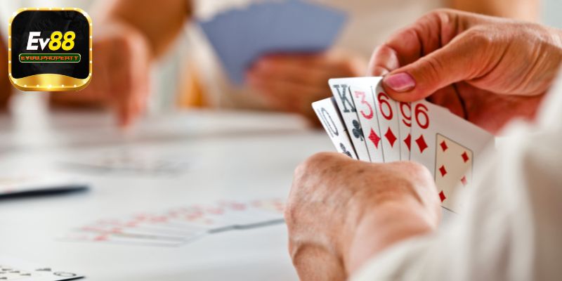 Các tính năng trong game Tiến Lên trực tuyến